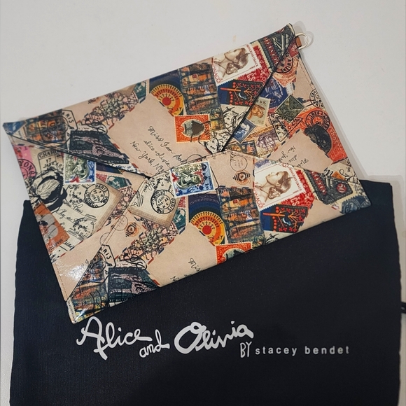 Alice + Olivia Handbags - Alice+Olivia Clucth